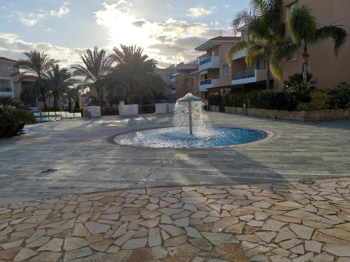 Iris Village, Near Kings Avenue Mall - By Imh Travel & Tours Paphos Exterior foto